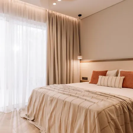 Nuvélia, A Minimalist Luxury Story * Zante