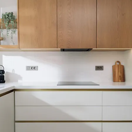 Nuvelia, A Minimalist Luxury Story By Mindyourvilla Apartament Zakintos